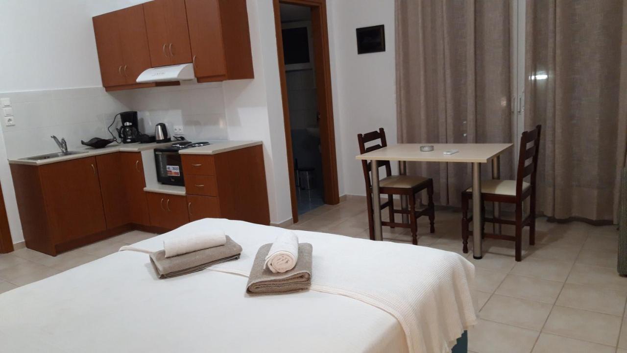 Villa Tzortzaki - Afroditi Tertsa Εξωτερικό φωτογραφία